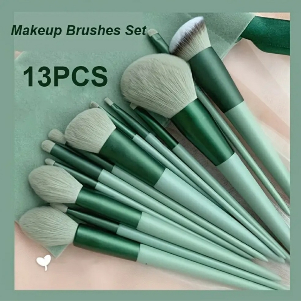 High-Quality Professional Makeup Brushes, Green, Blue, Brown